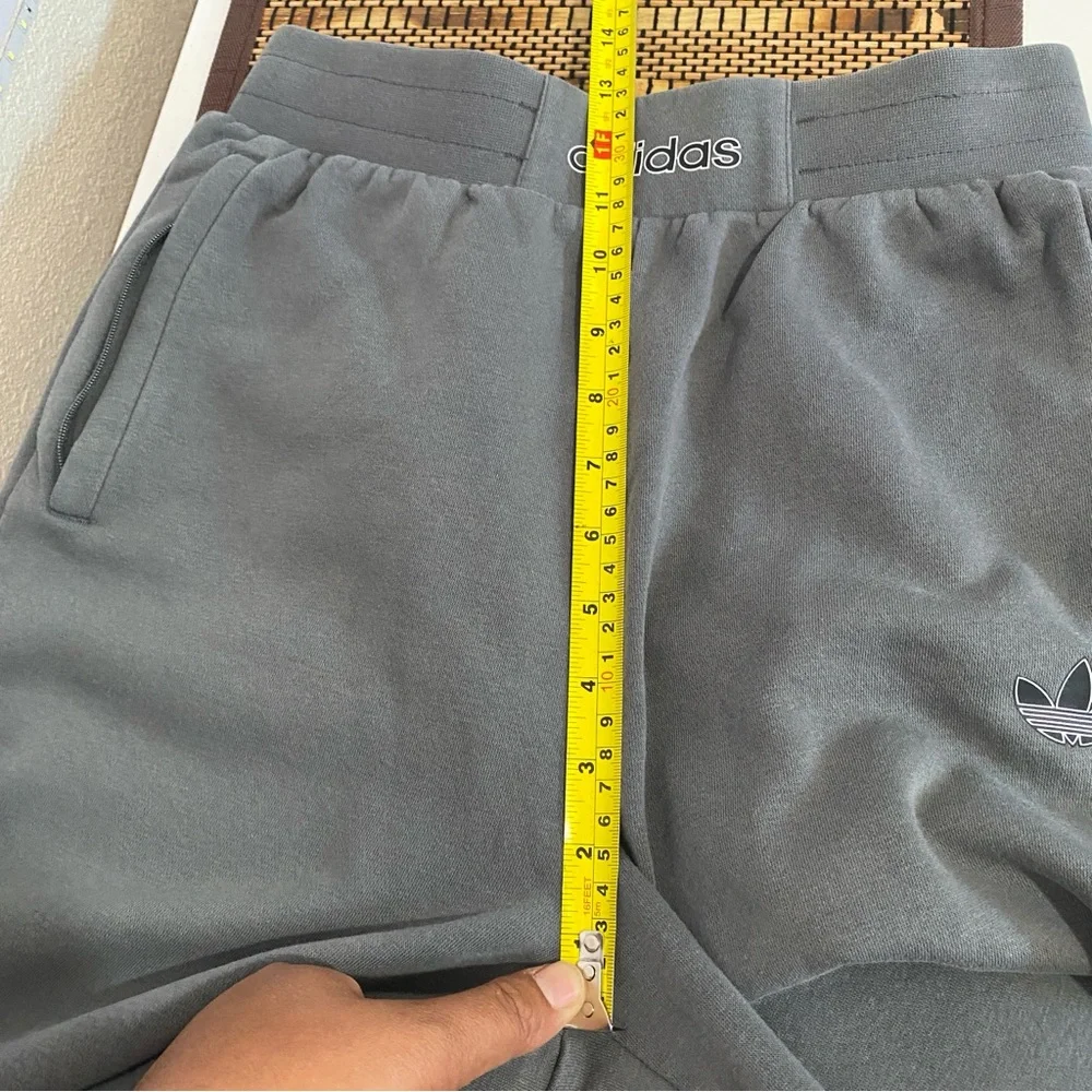 Adidas Originals 3-Stripes Jogger Pants Gray Youth L‎ (13–14Y) Casual Loungewear
